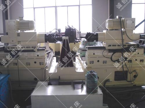 汽車前軸主銷孔粗、精鏜及車面機床